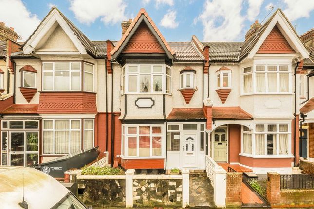 4 bed property, in Mantilla Road, £1,000,000