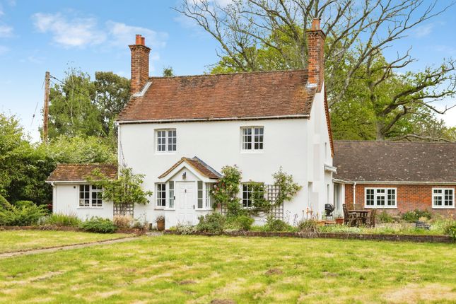 5 bed property, in Violet Lane, £1,200,000