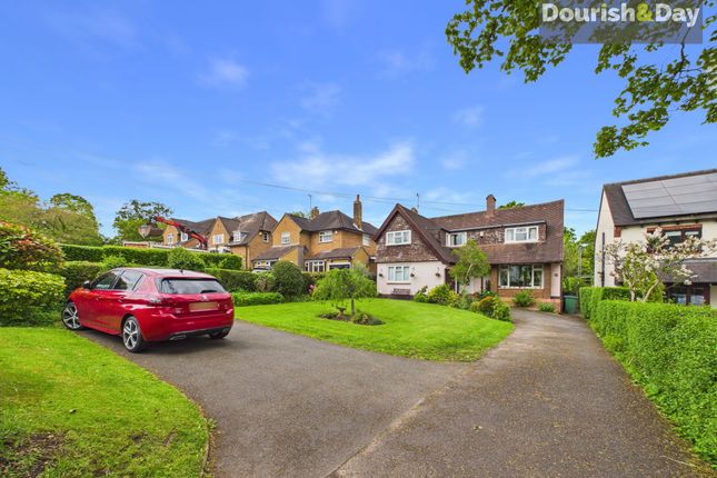 3 bed property, in Castle Bank, £450,000