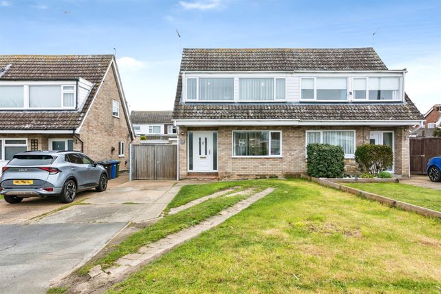 3 bed property, in Herons Close, £240,000