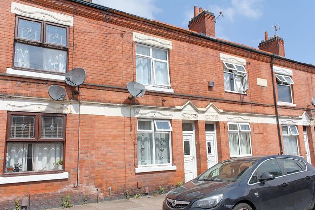 2 bed property, in Battenberg Road, £165,000