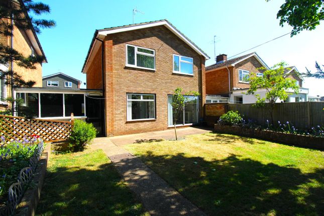 3 bed property, in Pepsal End, £500,000