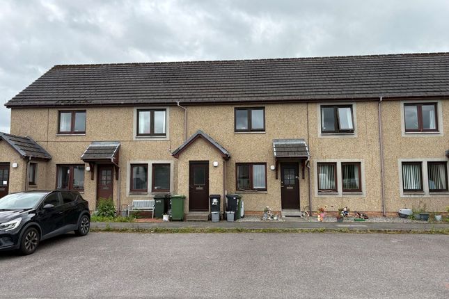 2 bed property, in 3 Croyard Park, £100,000
