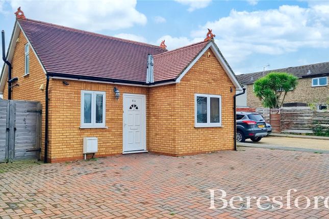 2 bed property, in Heaton Avenue, £350,000