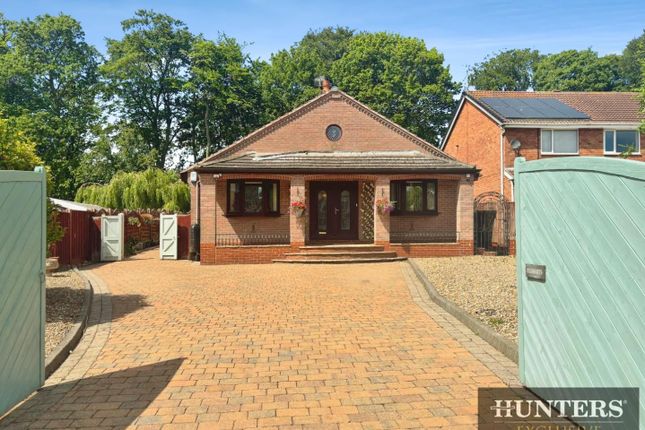 6 bed property, in Greenways Close, £450,000