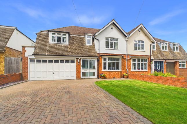 4 bed property, in Overstone Road, £565,000