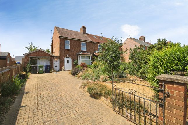 3 bed property, in Peterborough Road, £270,000