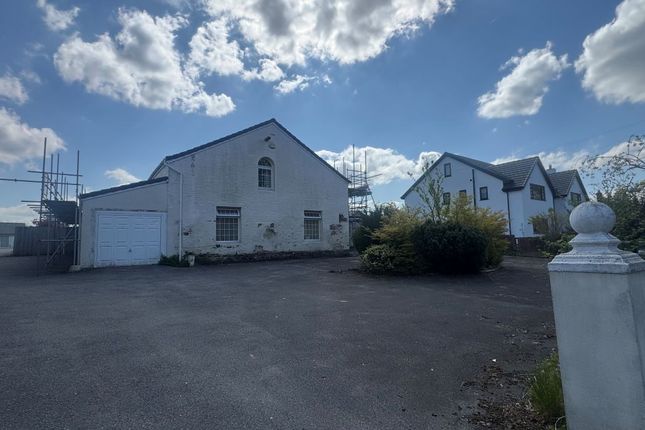 4 bed property, in 31 Brookfield Lane, £585,000
