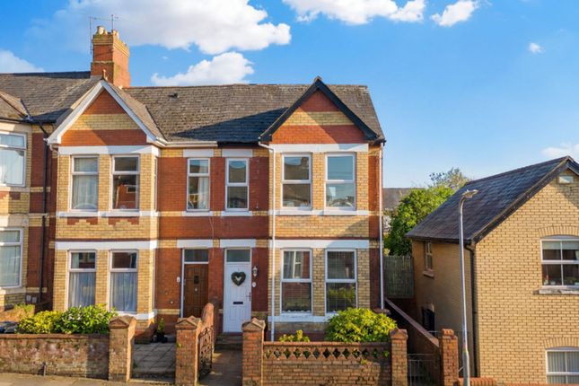 3 bed property, in Richmond Road, £260,000