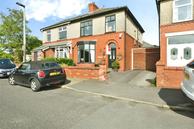 3 bed property, in Hillcrest Road, £250,000