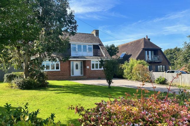 4 bed property, in Waites Lane, £575,000