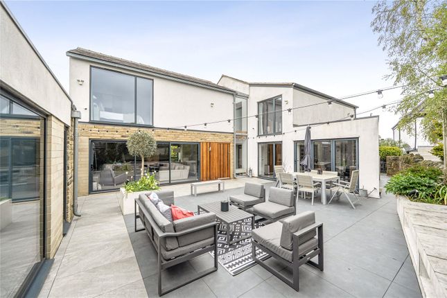 5 bed property, in Highfield Terrace, £850,000