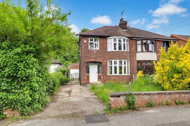 3 bed property, in Midland Road, £200,000