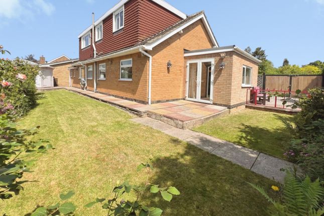 3 bed property, in Tennyson Street, £450,000
