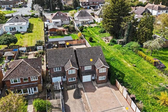 4 bed property, in 'the Finches', £425,000