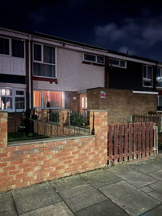 3 bed property, in Bodmin Close, £109,950