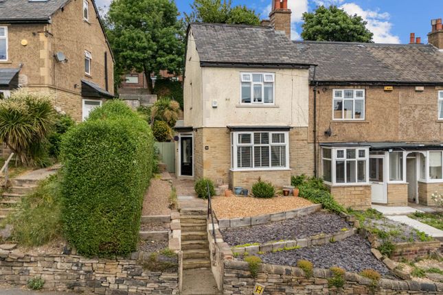 2 bed property, in 34 Cowcliffe Hill Road, £169,950