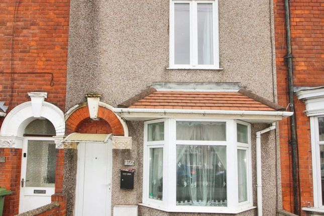 3 bed property, in Alexandra Road, £65,000