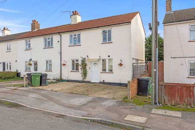 3 bed property, in Woodbridge Avenue, £475,000