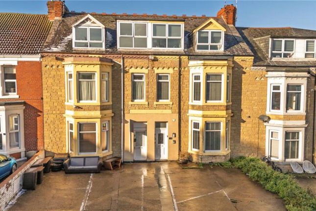 7 bed property, in North Parade, £550,000