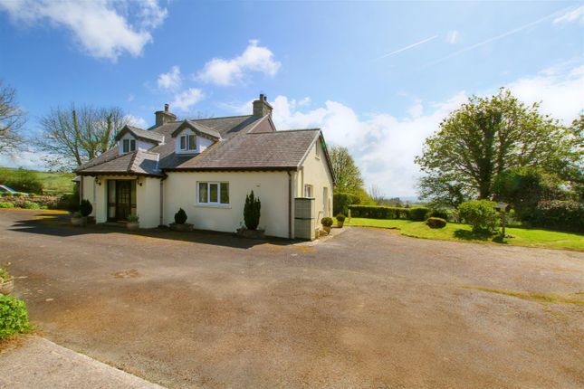 3 bed property, in Glynarthen, £670,000