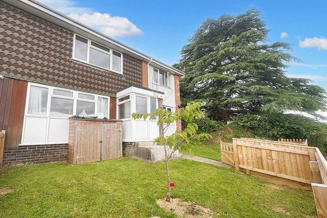 3 bed property, in Walkhampton Road, £259,950
