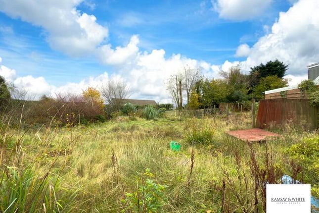 Studio, in Salisbury Close, £150,000