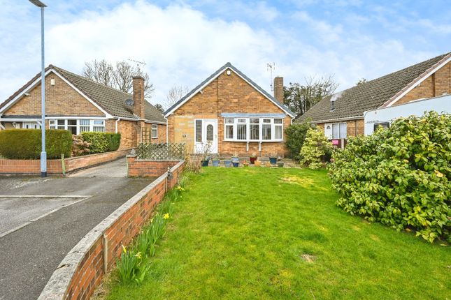 3 bed property, in Beverley Drive, £200,000
