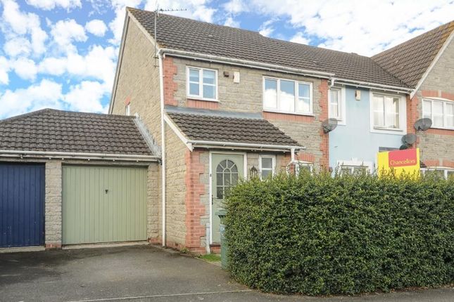 3 bed property, in Nightingale Avenue, £380,000