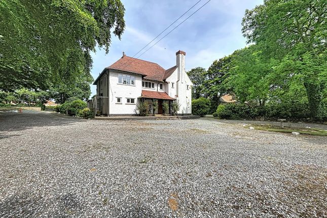5 bed property, in Rolston Road, £570,000