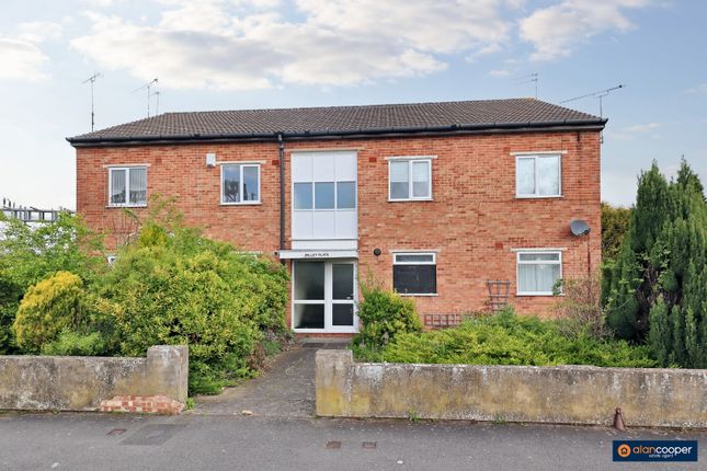 2 bed property, in Valley Flats, £105,000