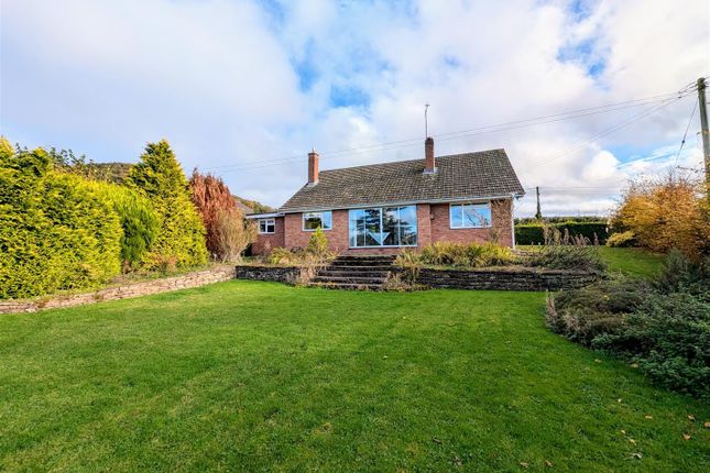 3 bed property, in Bush Bank, £385,000