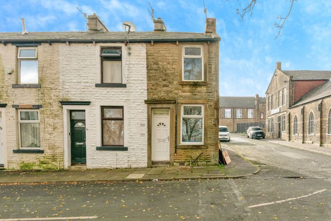 2 bed property, in Howard Street, £45,000
