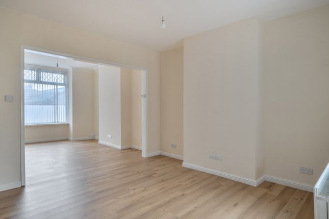 2 bed property, in Crown Road, £300,000