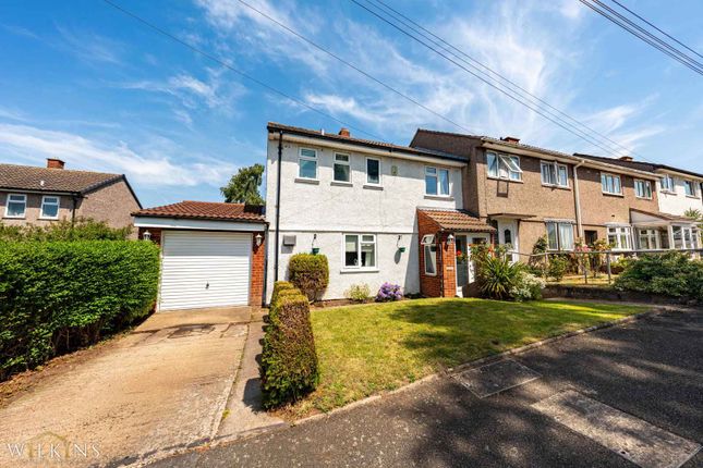 3 bed property, in Stevenson Road, £245,000