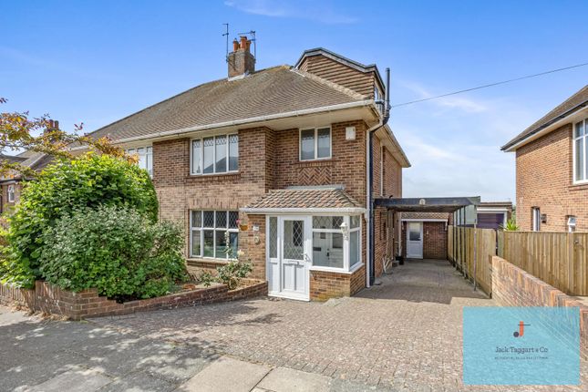 4 bed property, in Elizabeth Avenue, £650,000