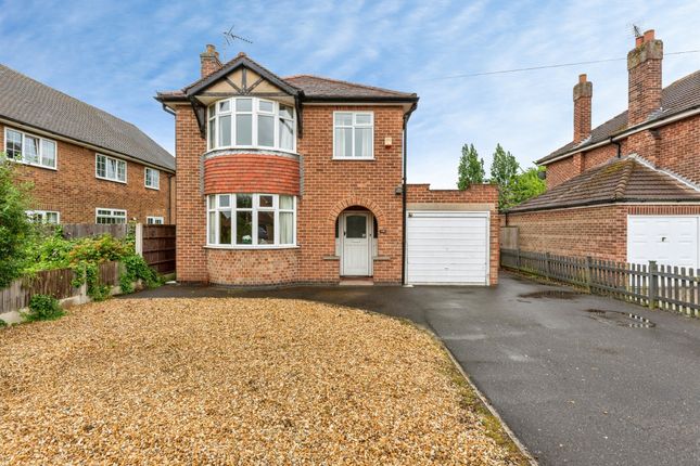 3 bed property, in Hawton Road, £290,000