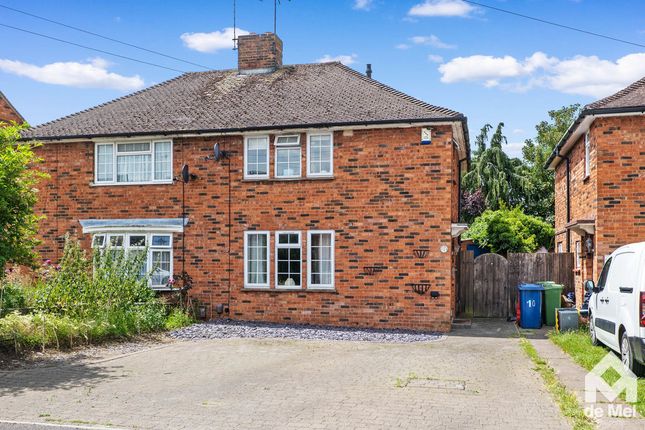 3 bed property, in Courtiers Drive, £325,000