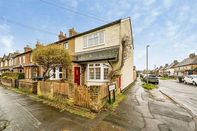 3 bed property, in Hitcham Road, £575,000