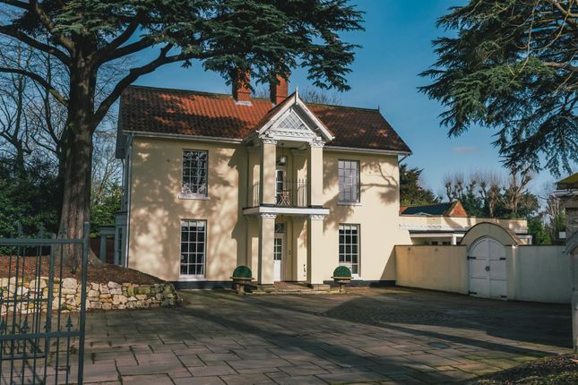 5 bed property, in High Street, £1,250,000