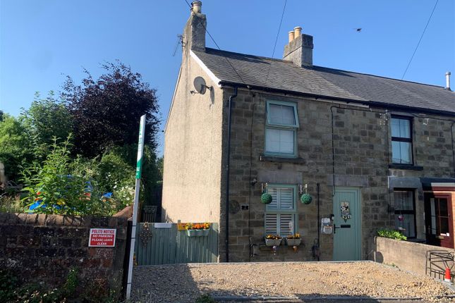 2 bed property, in Forest Road, £210,000