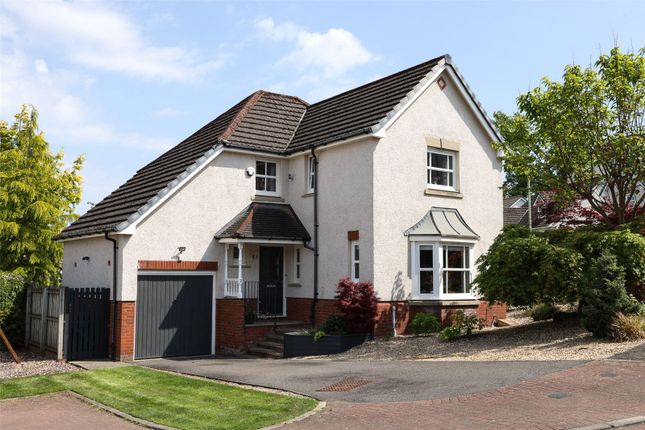 4 bed property, in Cornhill Road, £325,000