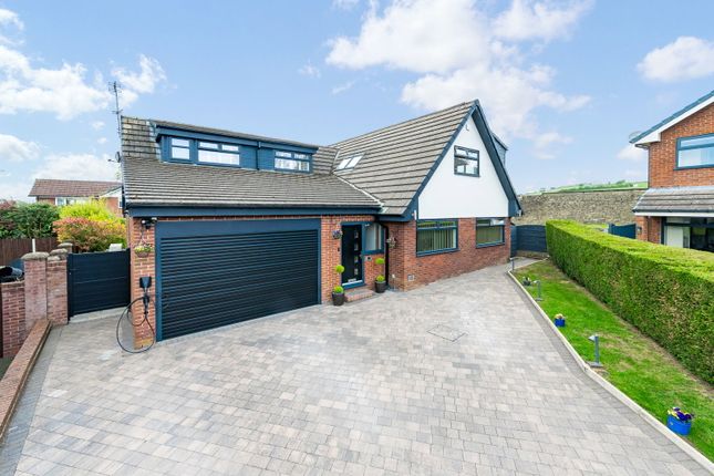 5 bed property, in Slaidburn Drive, £760,000