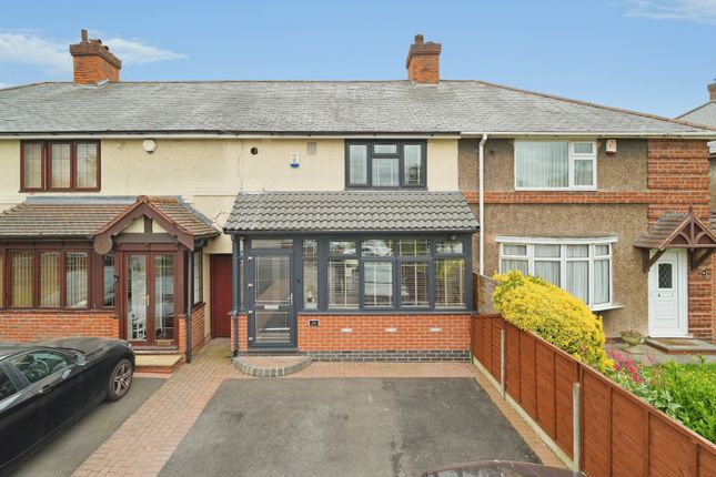 3 bed property, in Overton Road, £290,000