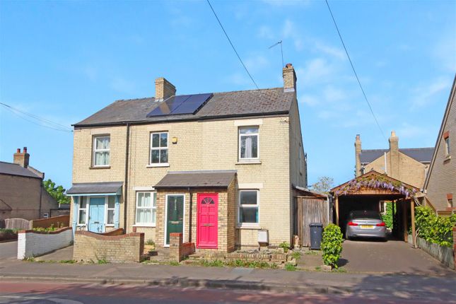 2 bed property, in High Street, £225,000