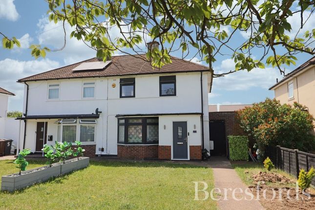 2 bed property, in Welland Avenue, £350,000