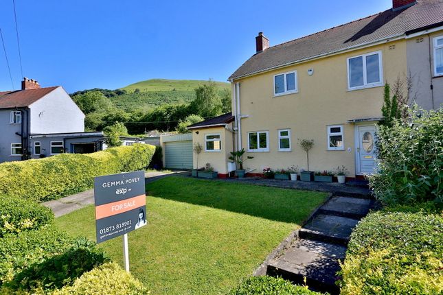 3 bed property, in 2 Penybont, £375,000