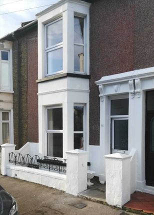 3 bed property, in Alma Road, £220,000