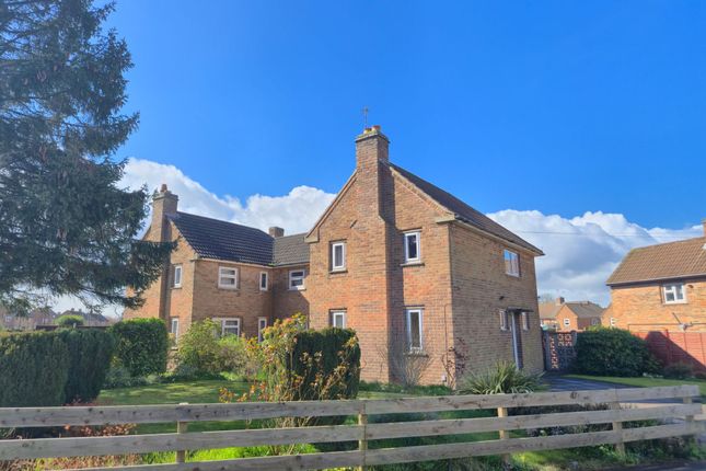 3 bed property, in Swithland Road, £215,000