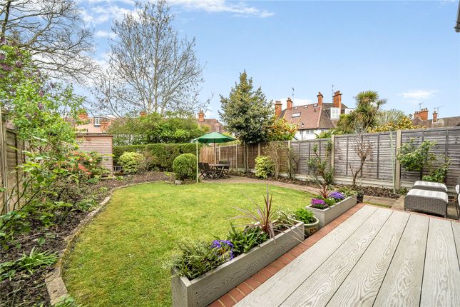 3 bed property, in Brentham Way, £1,195,000